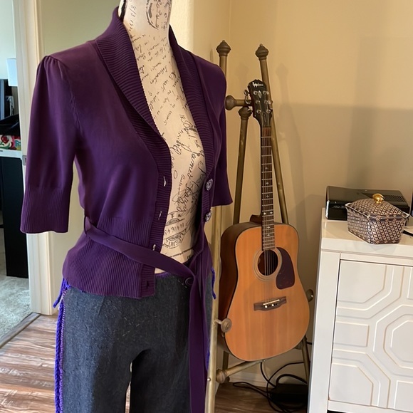 Take Out Cardigan - Picture 10 of 11